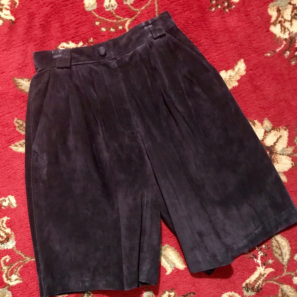 Vintage suede city shorts